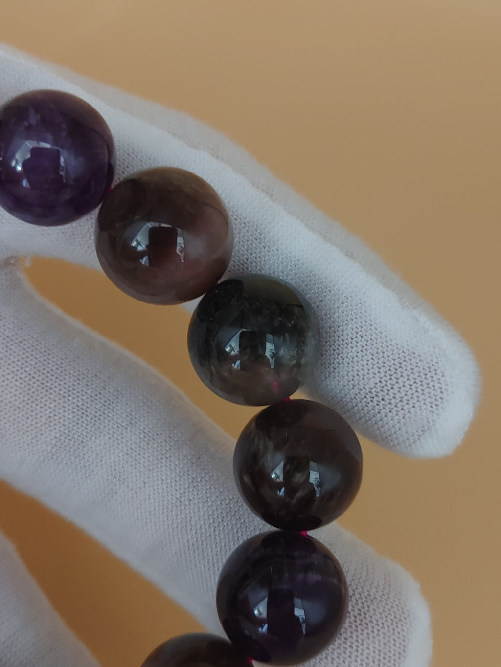 Aurora 23 14 mm Crystal Bracelet (#B902) — close-up bead detail 2